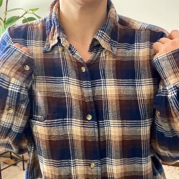 Plaid Flannel Button up - Picture 1 of 3